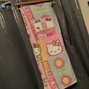 Hello Kitty blanket